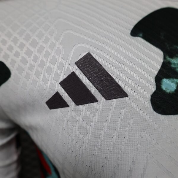2024-25 Bayern Munich Home Player Version Soccer Jersey - Image 5