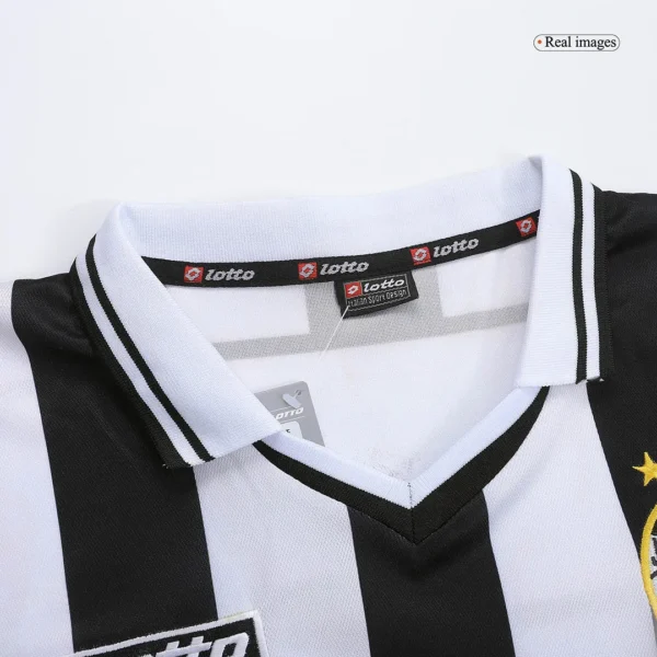 2001-02  Juventus Retro Jersey Home - Image 6