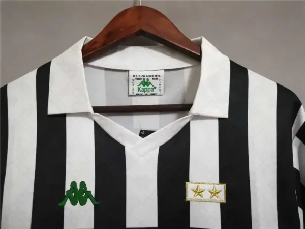 1992--94  Juventus Retro Jersey Home - Image 3
