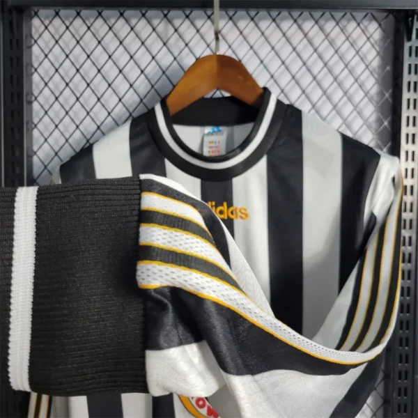 1997/99  Newcastle Retro Jersey Home - Image 5
