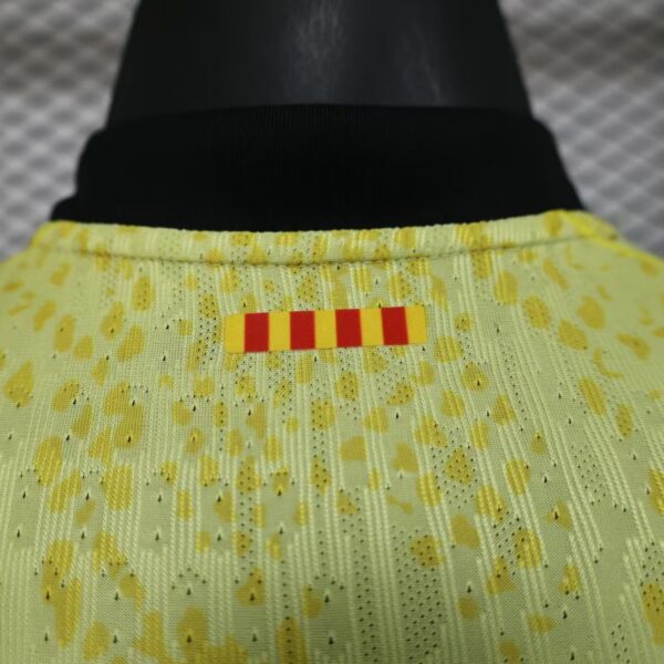2025/26 Barcelona Special Edition Football Shirt - Image 10