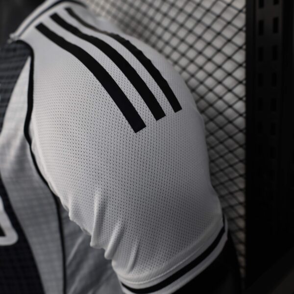 Newcastle United Shirt Home Jersey Player Version 25-26 - Image 7