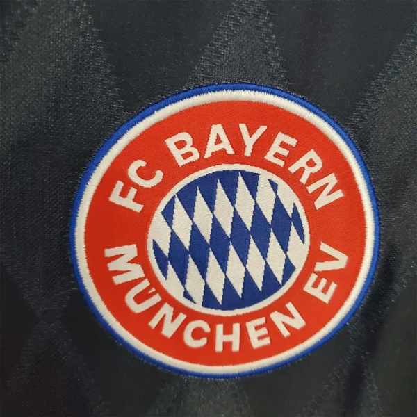 97-99 Bayern Munich Retro Jersey Home - Image 3