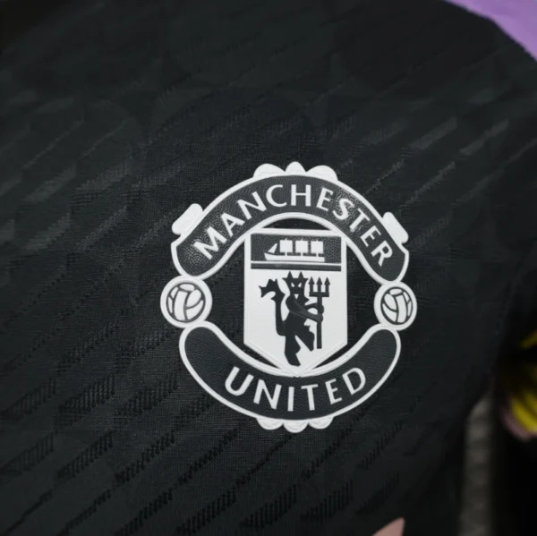 24-25 Man United Special Player Version Soccer Jerseys - Image 3
